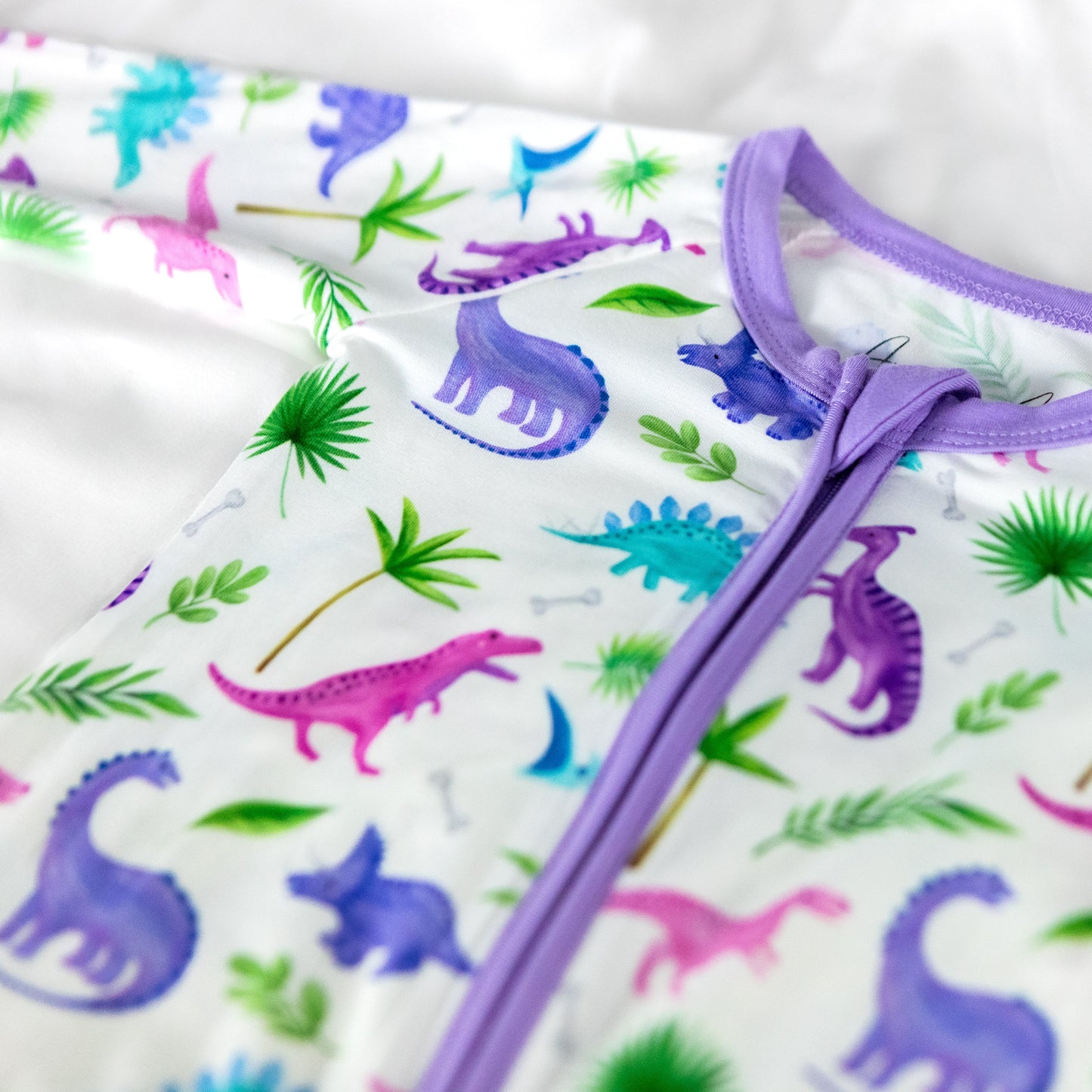 SNUGGLE-SAURUS SLEEPER