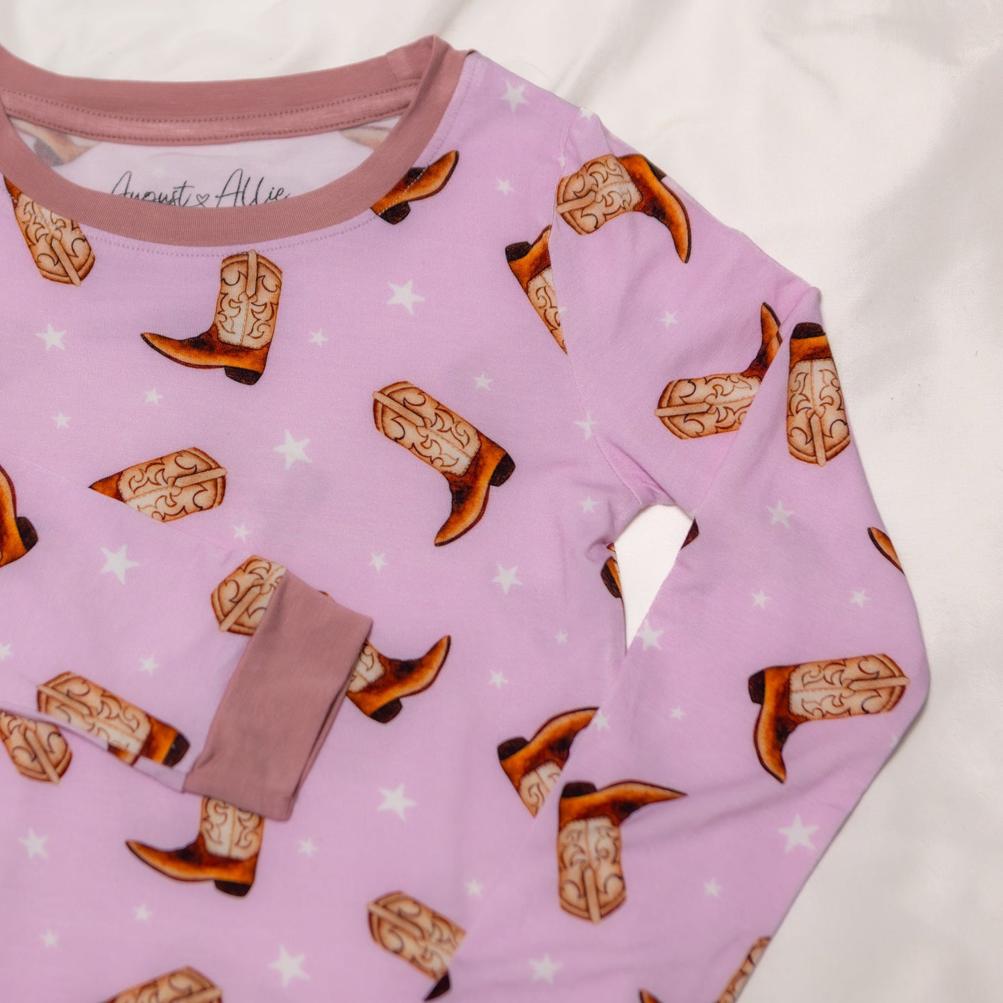 BOOT SCOOTIN' SNUGGLES 2 PIECE SET