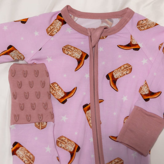 BOOT SCOOTIN' SNUGGLES SLEEPER