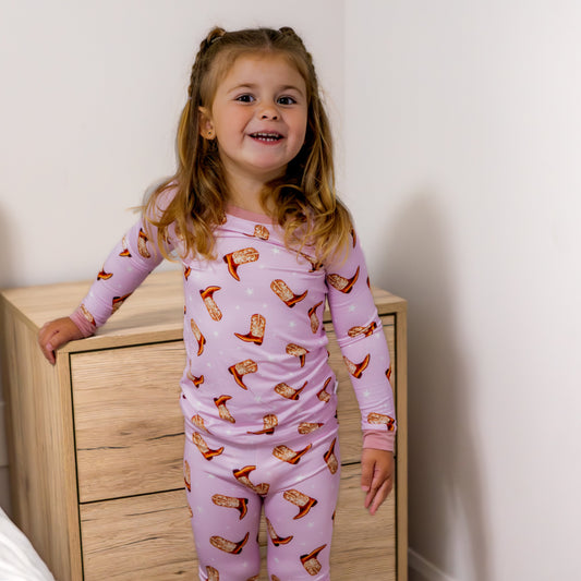 BOOT SCOOTIN' SNUGGLES 2 PIECE SET