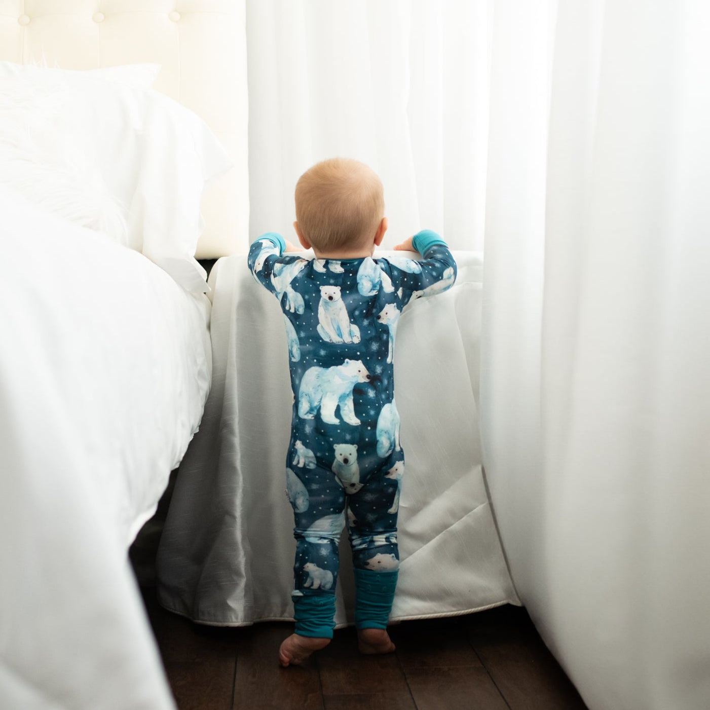 POLAR DREAMS SLEEPER