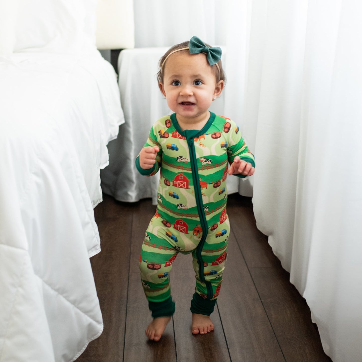 BARNYARD BUDDIES SLEEPER